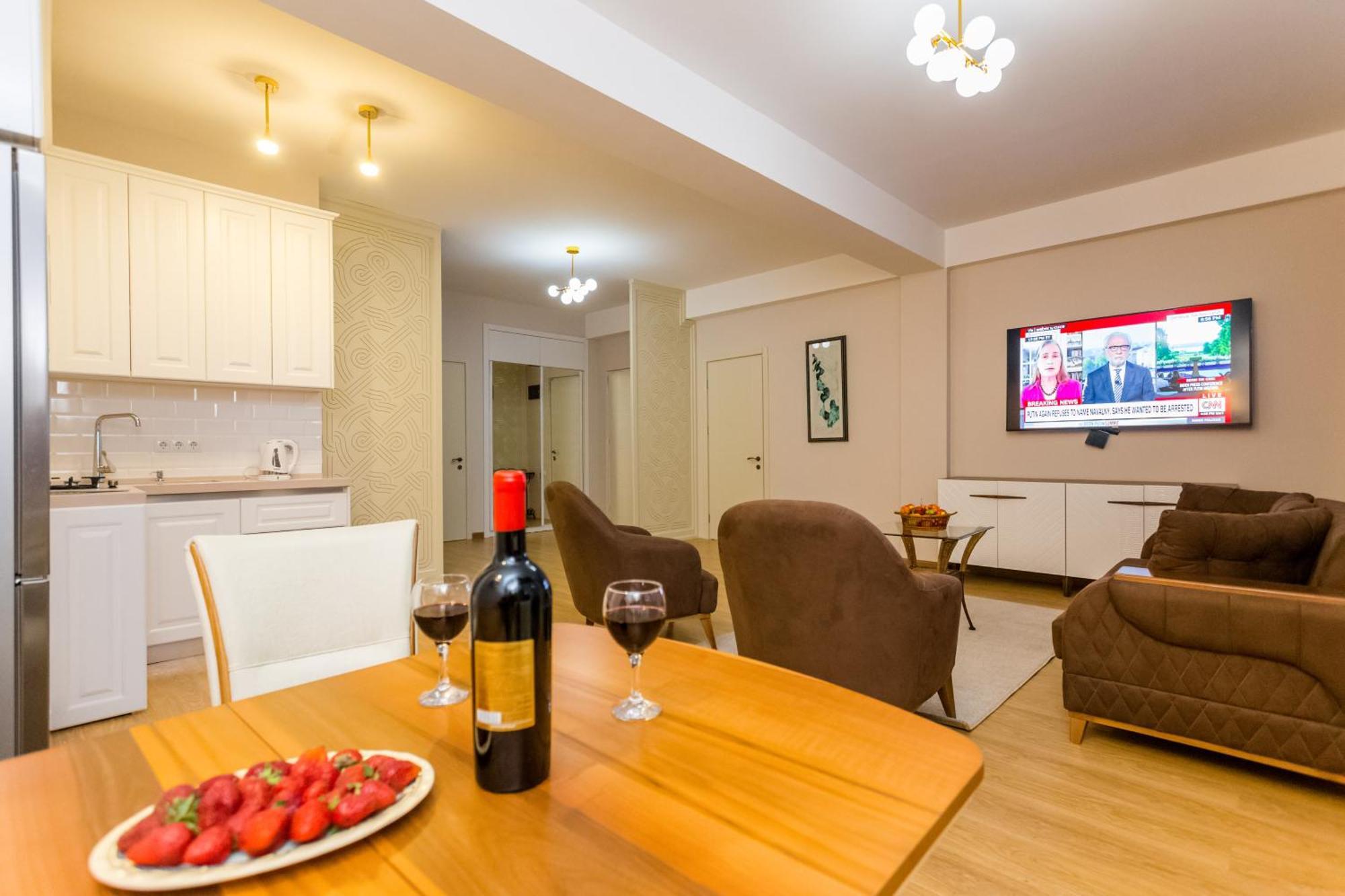 Central Comfort Place Lll Tbilisi Ngoại thất bức ảnh