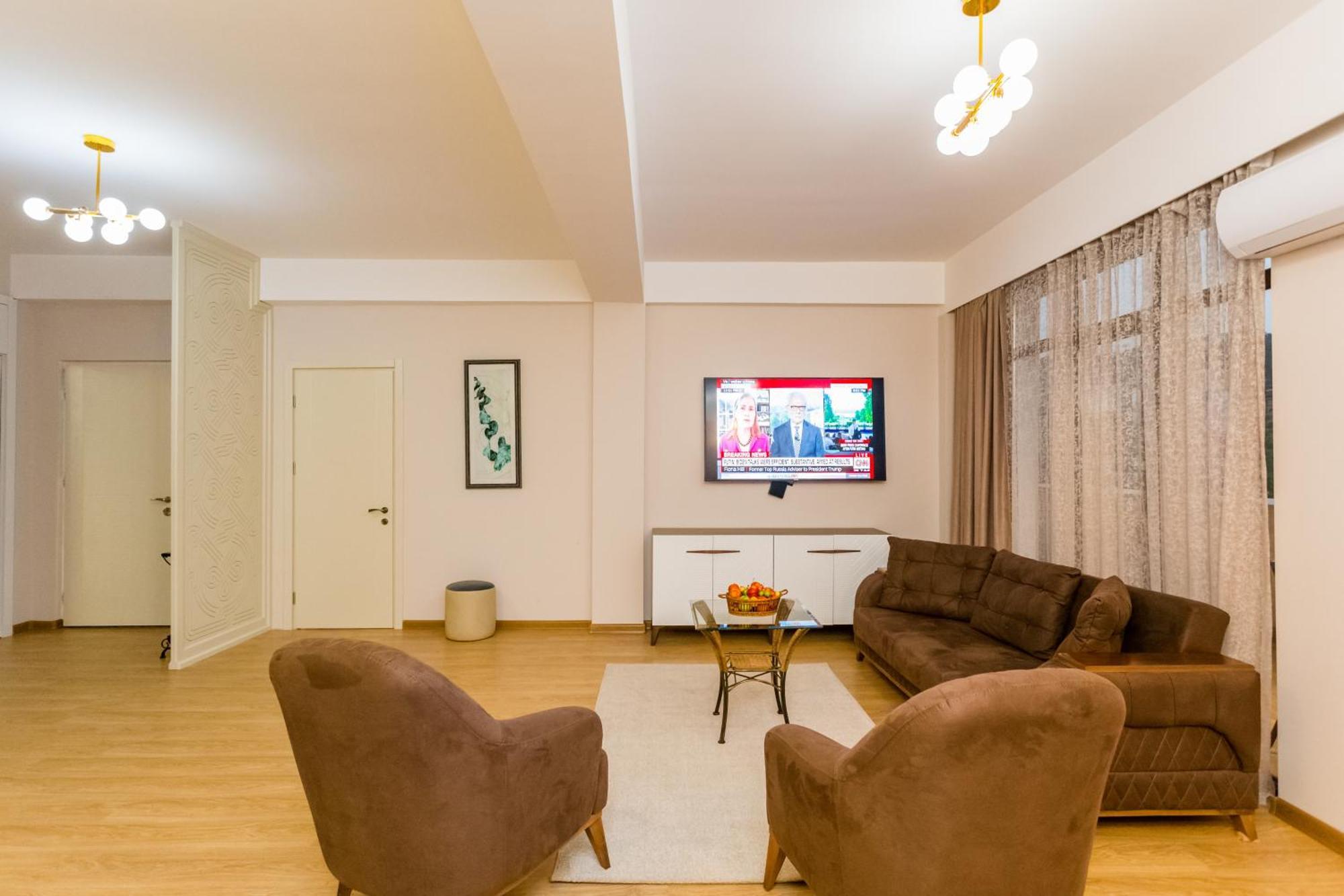 Central Comfort Place Lll Tbilisi Ngoại thất bức ảnh